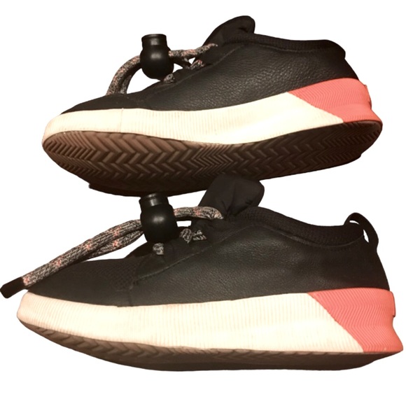 Sorel Shoes - Sorel Out N About Street Sneaker Black White Orange 4277-010 Women’s Size 9